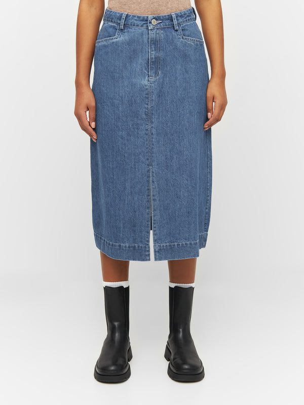 KnowledgeCotton Apparel - WMN Denim midi length skirt Skirts 3035 Vintage Indigo