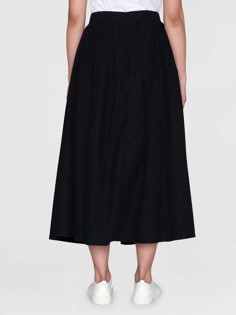 KnowledgeCotton Apparel - WMN Poplin pleated mid-length skirt Skirts 1300 Black Jet